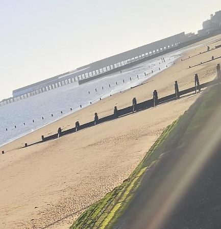Lovely 2-Bed Caravan In Walton On The Naze 外观 照片