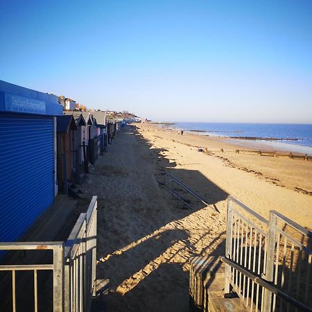 Lovely 2-Bed Caravan In Walton On The Naze 外观 照片